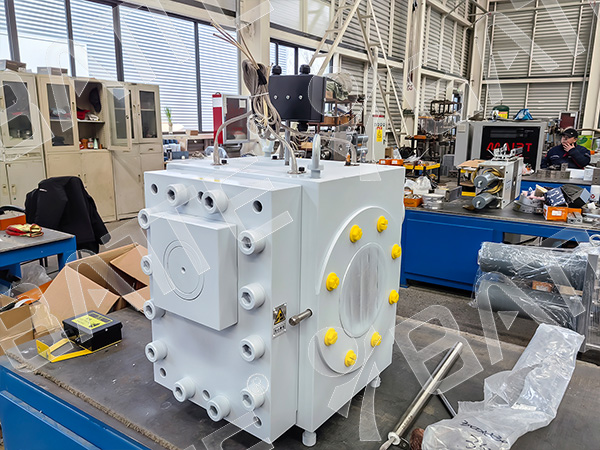 plastic film extrusion pump