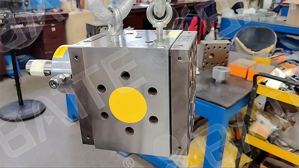 melt pump in extruder
