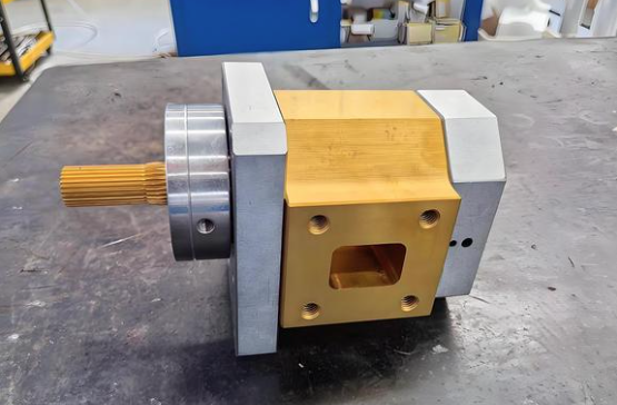 melt pump in extruder