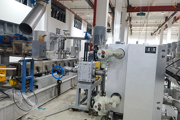 melt pump