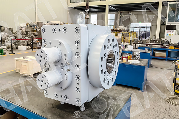 polymer melt gear pump