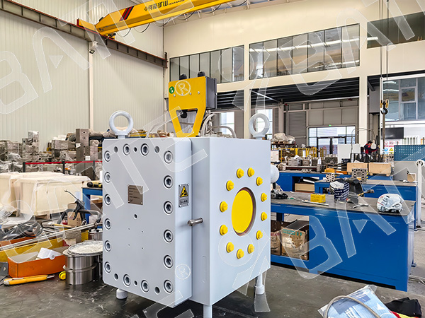 melt pump