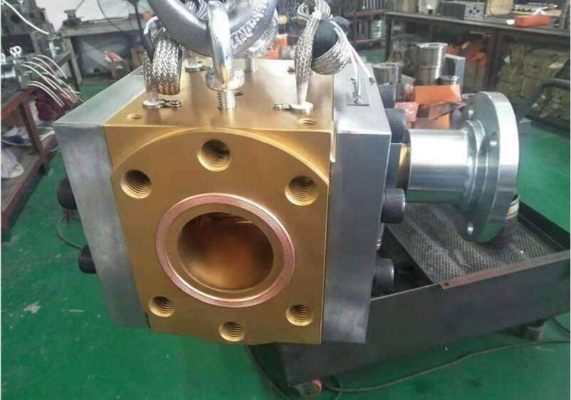 melt gear pump