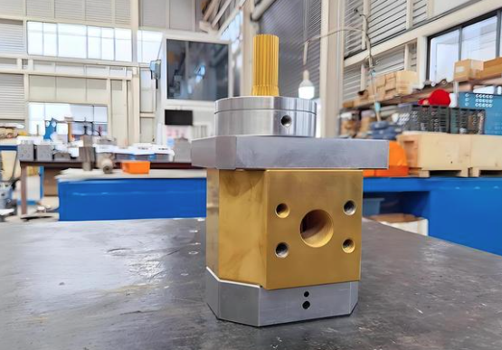glue gear metering pump