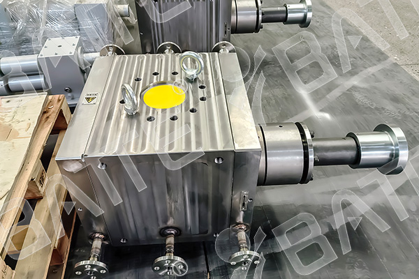 Pipeline Boosting melt pump