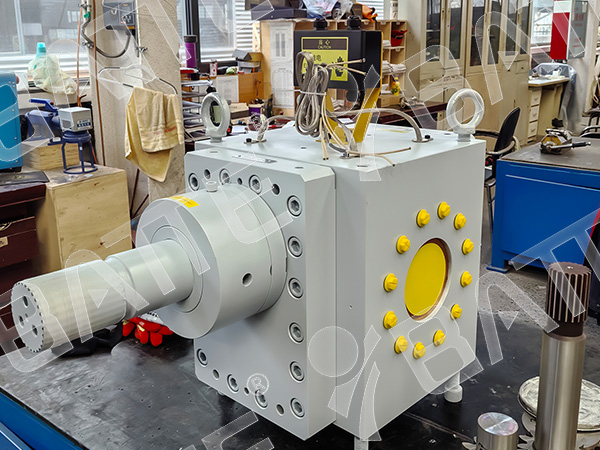 plastic extrusion melt pump