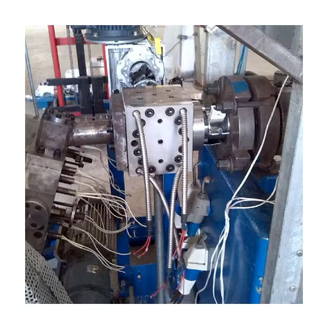 melt pump in extruder