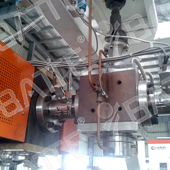 melt pump in extruder